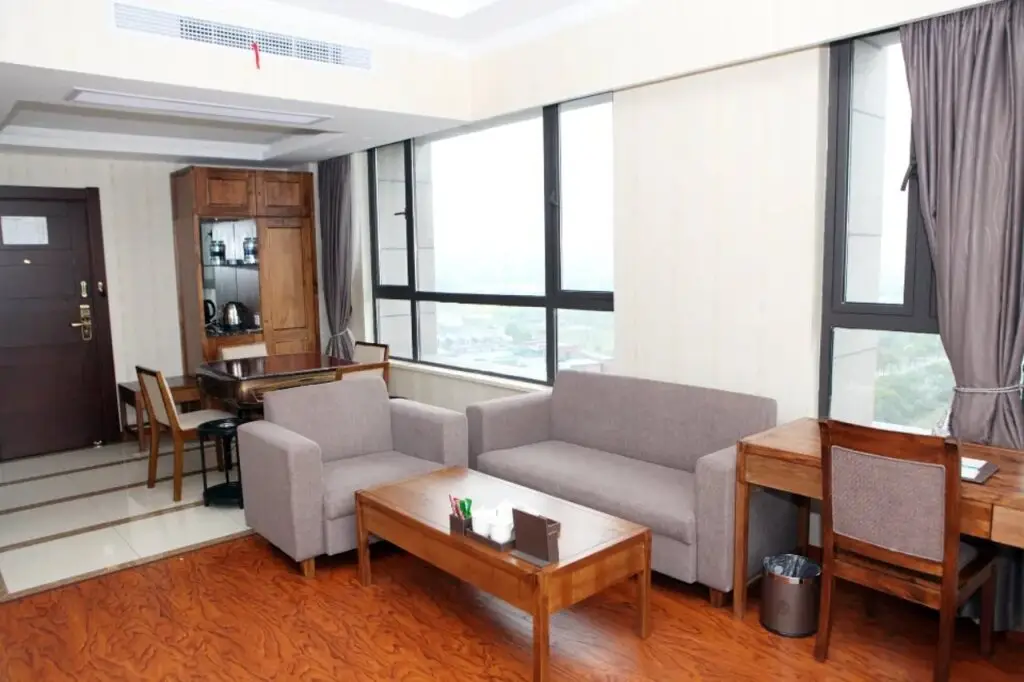Шанхай: Vienna Classic Hotel (Shanghai Tinglin)