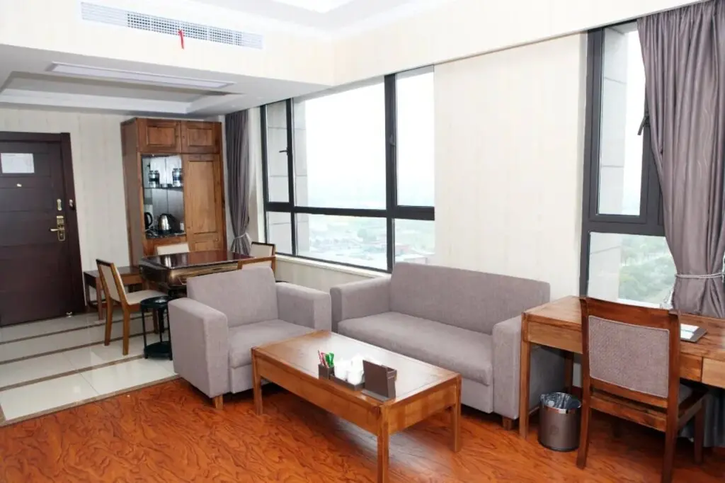 Шанхай: Vienna Classic Hotel (Shanghai Tinglin)