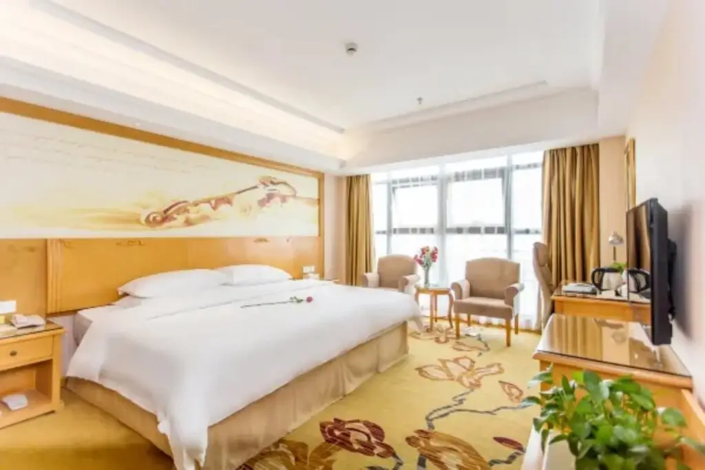 Шанхай: Vienna Hotel (Kunshan Phoenix City)