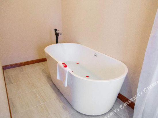 Шанхай: Vienna International Hotel (Kunshan Lujia Inspiration Square Town)