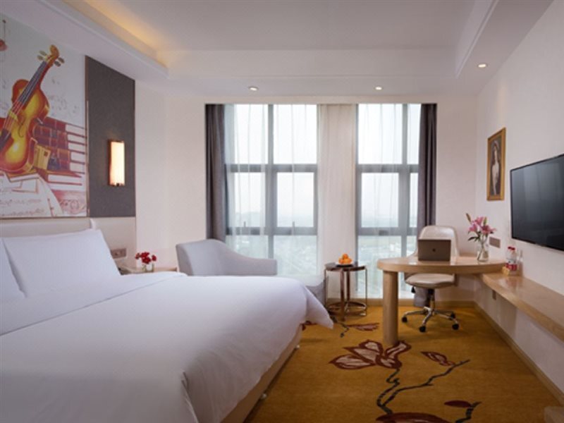 Шанхай: Vienna International Hotel (Kunshan Lujia Inspiration Square Town)