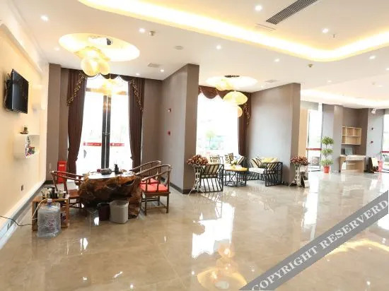 Сяогань: Thank Inn Plus Hotel (Tianxia Gongguan)