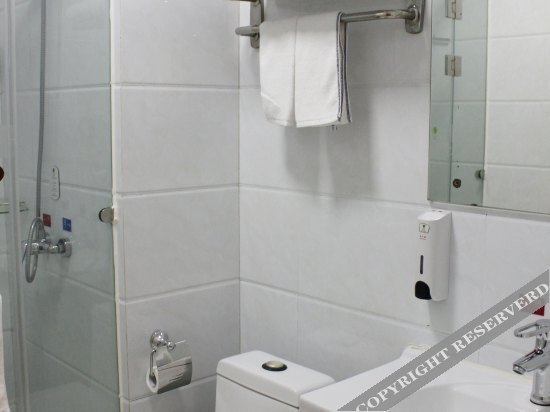 Вэйхай: Home Inn (Wanda Plaza Branch of Weihai high speed railway terminal)