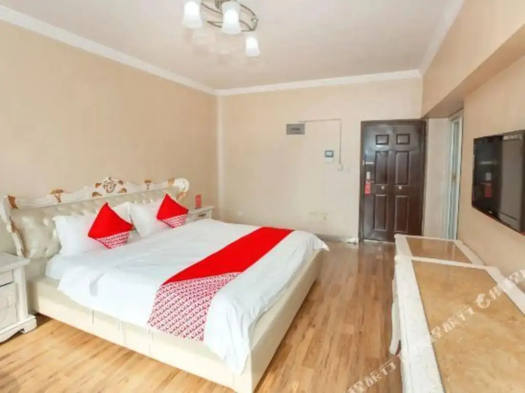 Куньмин: OYO Elegant Hotel (Kunming Good World)