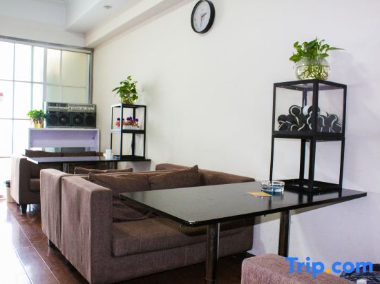 Бенгбу: Yiyi Sentiment Apartment Hotel