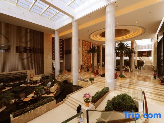 Маоминг: Lotin Hot Springs Hotel