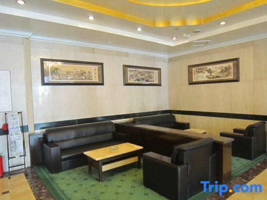 Мишань: Guibinlou Hotel