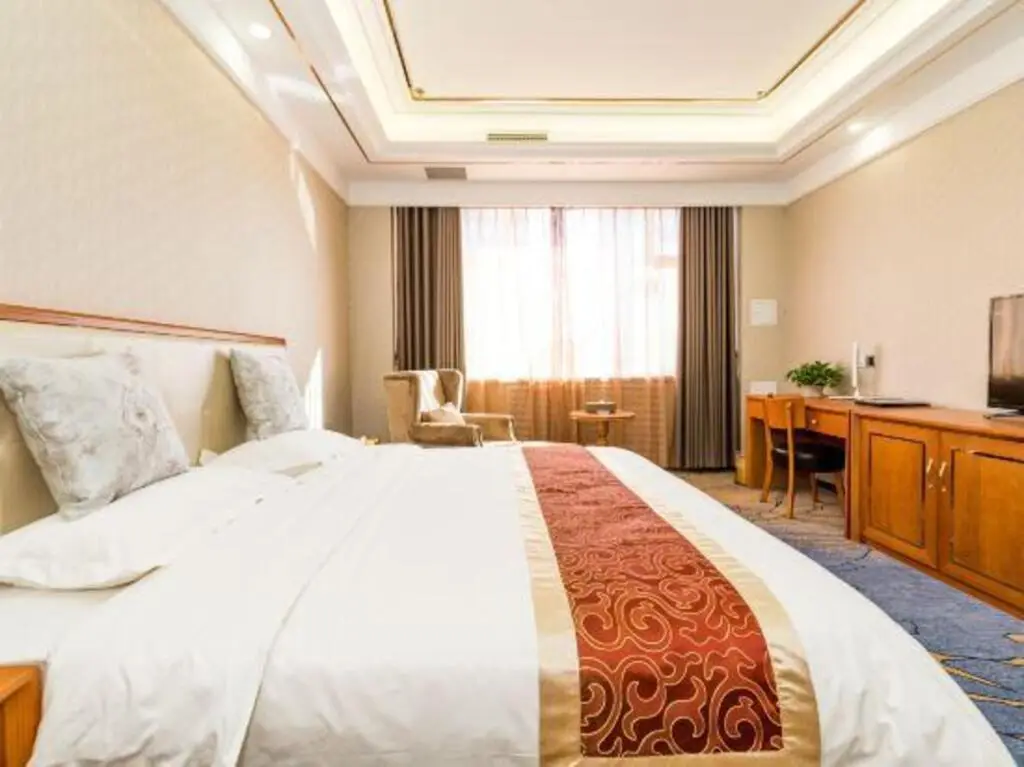 Яньтай: Yantai  Andre  Yinghai  Garden  Hotel