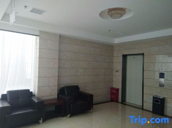 Пекин: Super 8 Hotel Shungqiao store