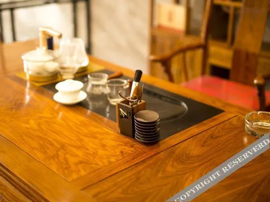 Линьи: City 118 Boutique Hotel Linyi Jiaxing fruit market shop