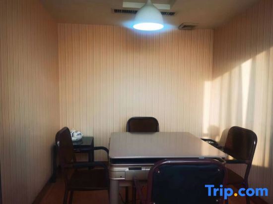 Шэньцю: Junfeng Elegant Hotel (Shenqiu North Railway Station)