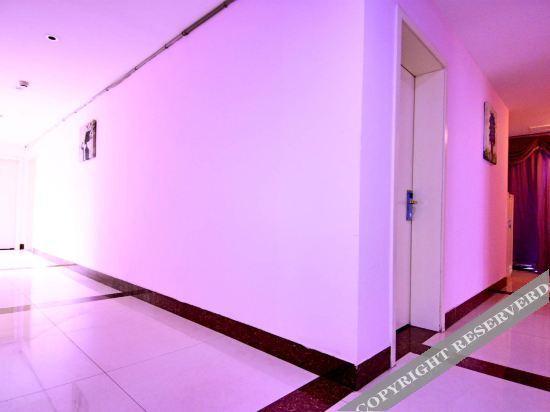 Чэнду: Chengdu Poetry Hotel