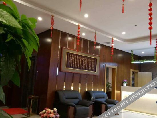 Джин-Чжоу: Shangteyou Select Hotel (City Plaza)