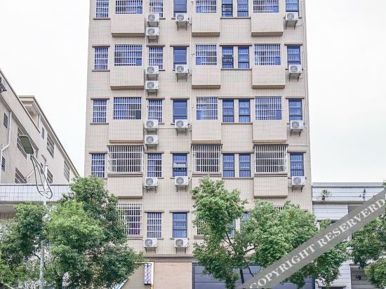 Дунгуань: Xbed Internet Hotel Apartment