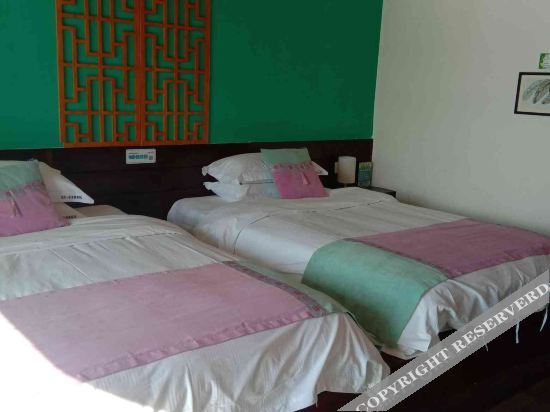 Дали: Yunhai Peninsula Full Seaview Hostel