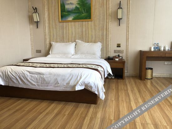 Хайкоу: 24 Hours Hotel Haikou Xikaton