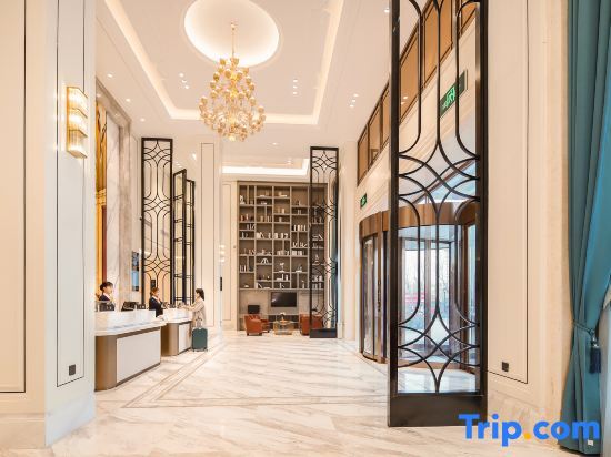 уезд Луи: Vienna International Hotel (Luyi Passenger West Station)