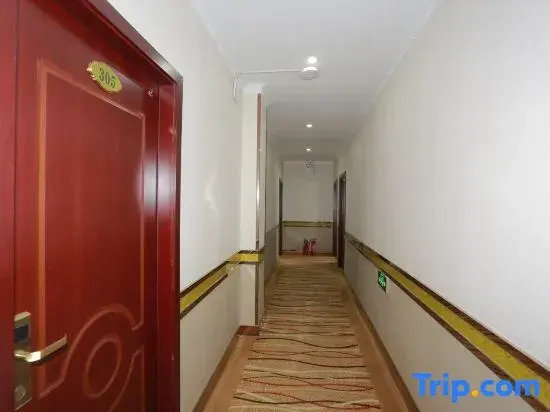 Цзяюйгуань: OYO Jintai Hotel (Jiayuguan Xiongguan Plaza)