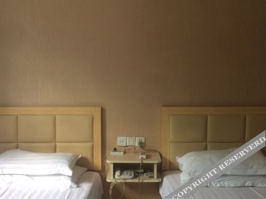 Наньпин: Guangze Youyuan Express Hotel