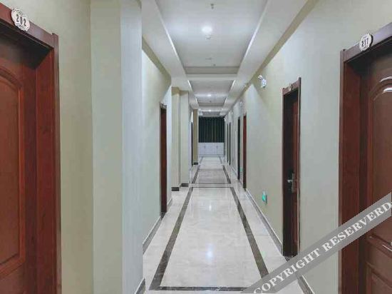 Яньчэн: North Rim No.1 Hotel (Holland Huahai Branch)