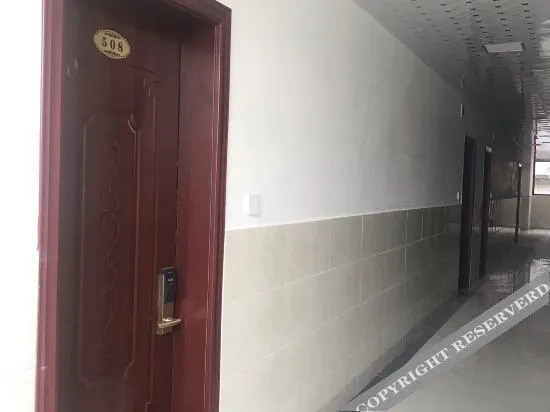 Гуйлинь: Guilin Yanbo Apartment