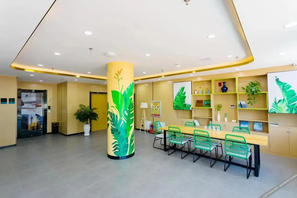 Улан-Хото: Thank Youpin Hotel (Senfa sijihua City store, KEYOUQIAN banner, Xing'an League)