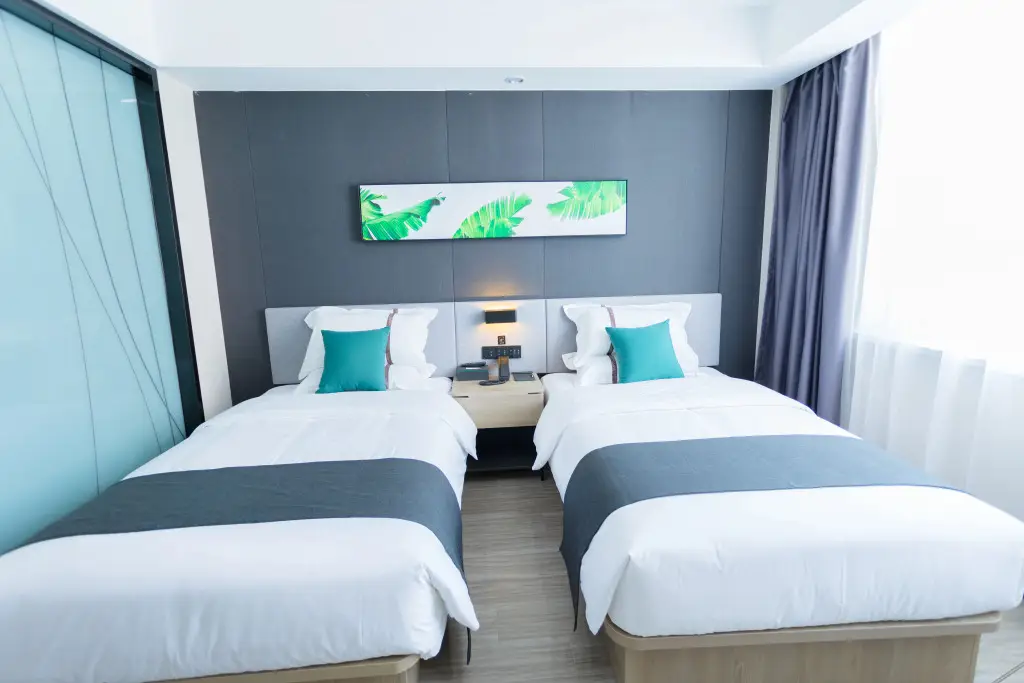 Улан-Хото: Thank Youpin Hotel (Senfa sijihua City store, KEYOUQIAN banner, Xing'an League)