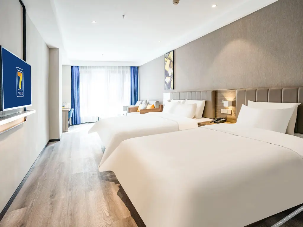 Тяньцзинь: 7 Days Superior Hotel (Tianjin North Hardware City Store