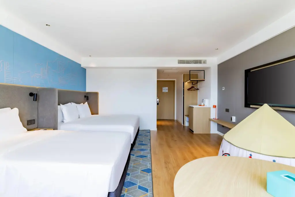 Хух-Хото: Holiday Inn Express Hohhot East Station, an IHG Hotel
