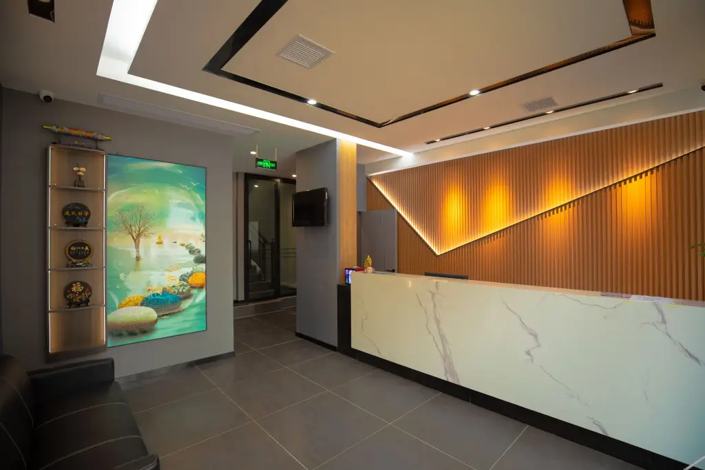Zhijiang Xinzeya City Express Hotel — фото 1