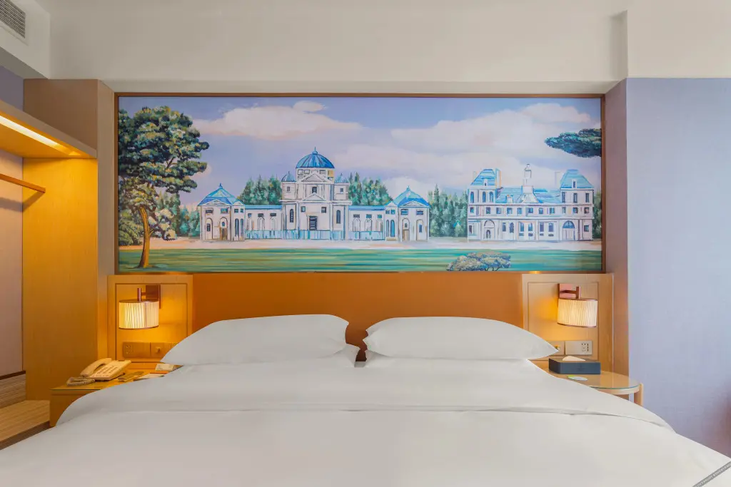 Хэчи: Vienna 3 Best Hotel (Huanjiang Maonan Jinjie Branch)