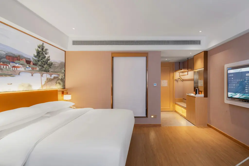 Хэчи: Vienna 3 Best Hotel (Huanjiang Maonan Jinjie Branch)