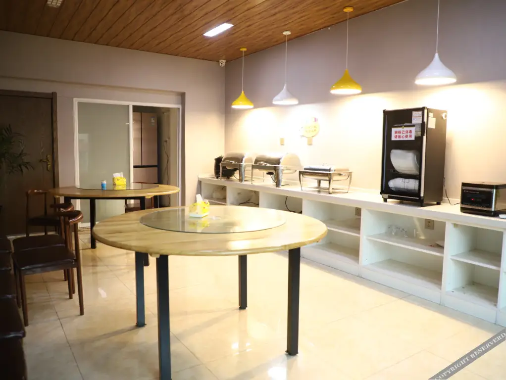 Шицзячжуан: Super 8 Hotel (Jinzhou Leimonde International Auto City)