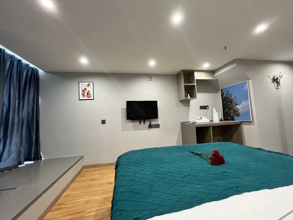 Уси: Xsoho self service apartment (Wuxi East high speed railway station store)