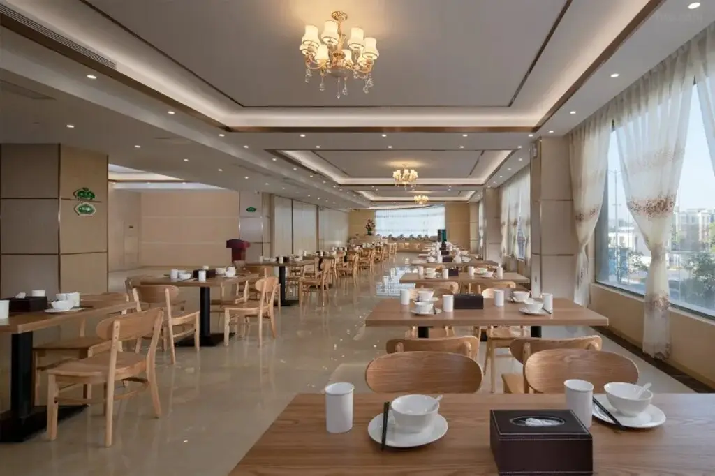 Шэньчжэнь: Vienna Classic Hotel (Shenzhen Pingshan Bihu)