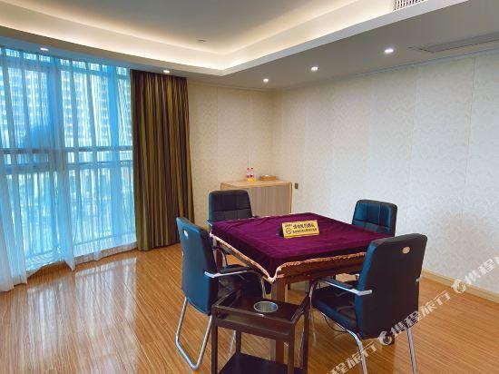 Шэньчжэнь: Vienna Classic Hotel (Shenzhen Pingshan Bihu)