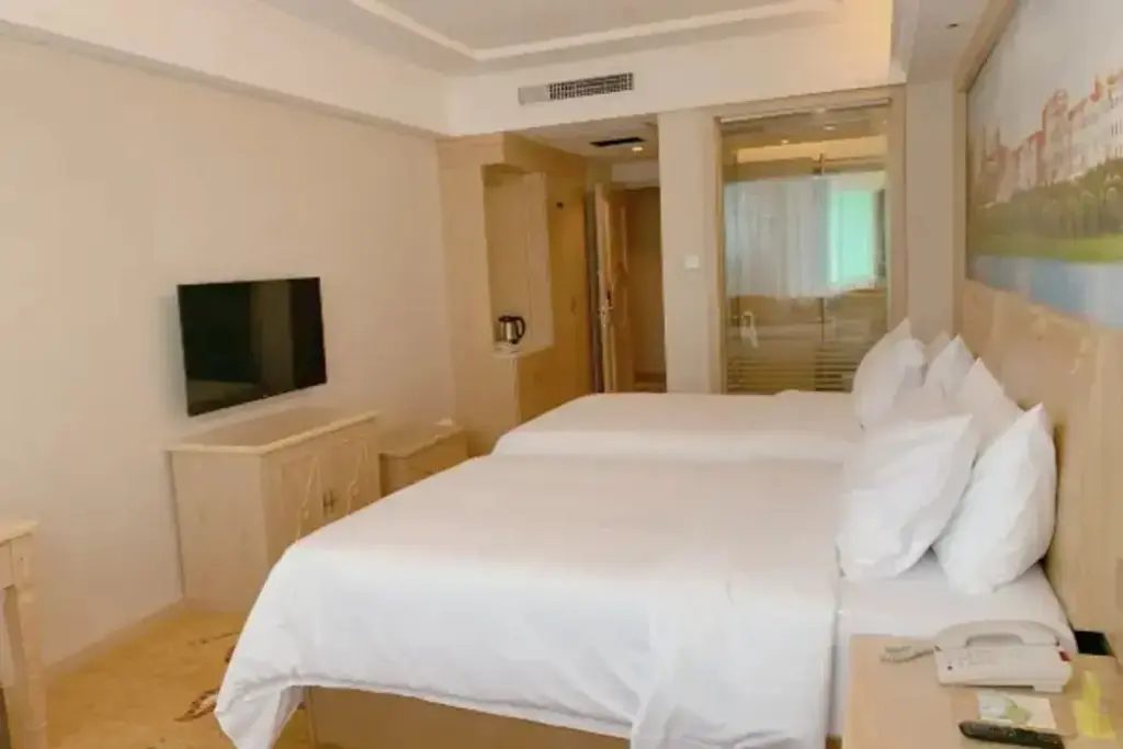 Шэньчжэнь: Vienna Hotel (Shenzhen Window of the World, Qiaocheng East Metro Station)