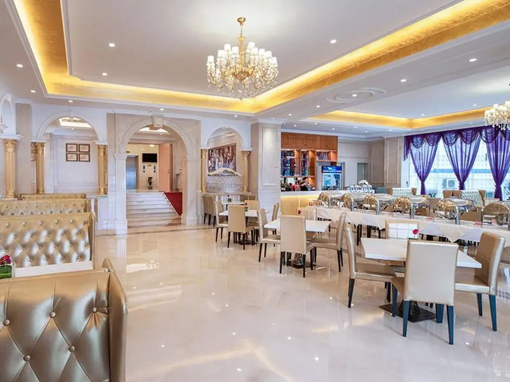 Шэньчжэнь: Vienna Hotel Shenzhen Longgang Dayun Center Branch