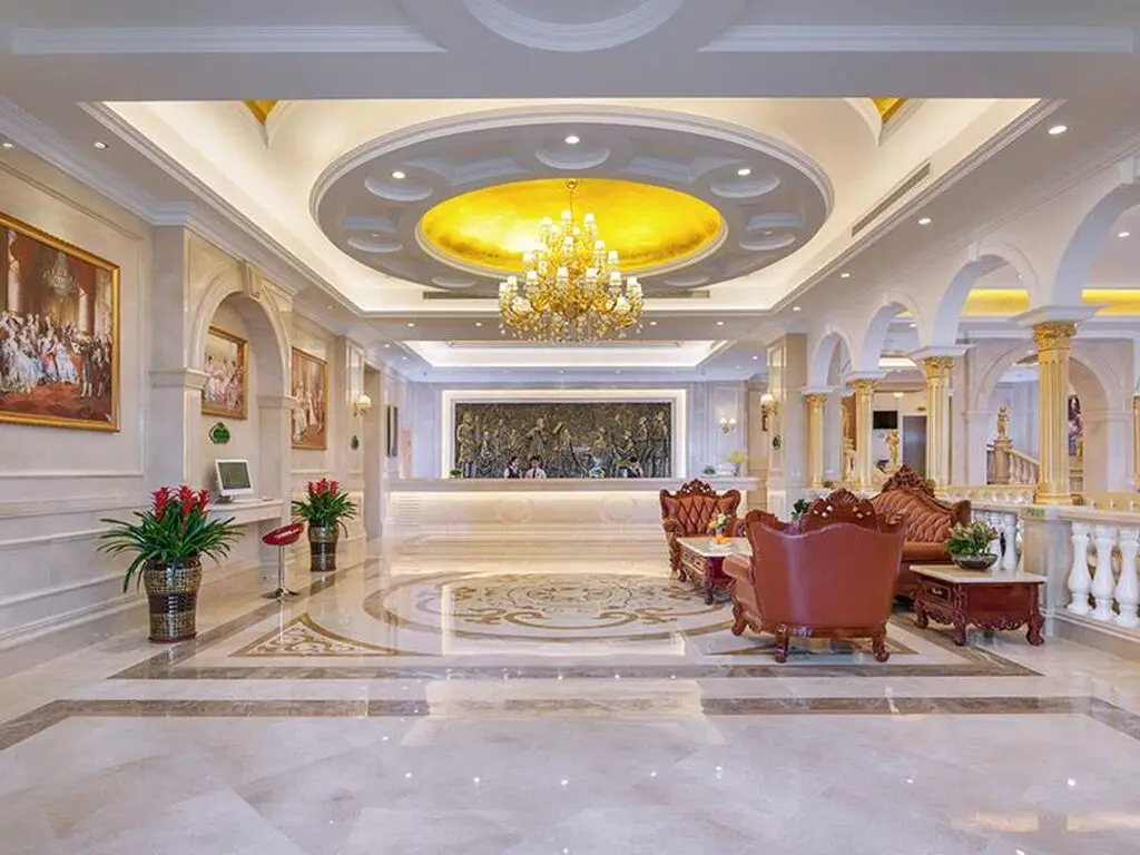 Шэньчжэнь: Vienna Hotel Shenzhen Longgang Dayun Center Branch