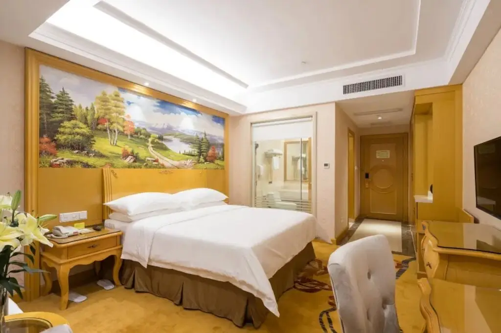 Шэньчжэнь: Vienna Hotel (Shenzhen Haorizi)