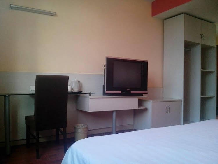 Сучжоу: Home Inn Suzhou Amusement Land Heshan Road