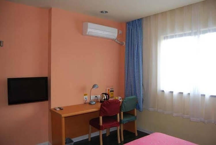 Сучжоу: Home Inn Suzhou Amusement Land Heshan Road