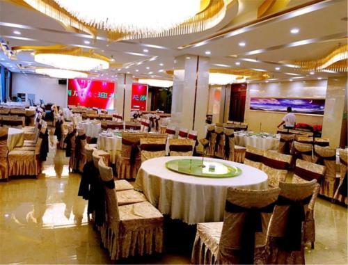 Чжанъе: Tianrun jinzuo hotel Zhangye