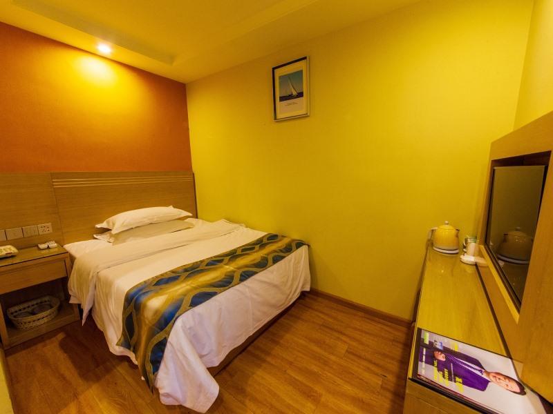 Хэфэй: Shell Hefei Luyang District Sipai Building Subway Station Hotel