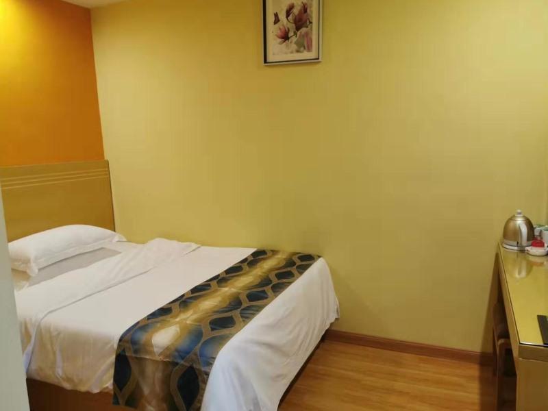 Хэфэй: Shell Hefei Luyang District Sipai Building Subway Station Hotel