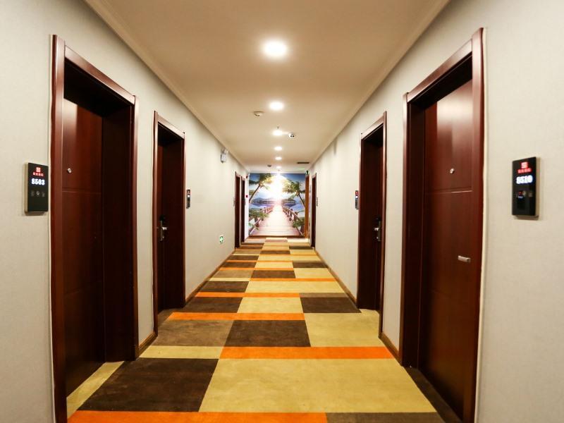 Хэфэй: Shell Hefei Feidong County Baogong Avenue Yulong M