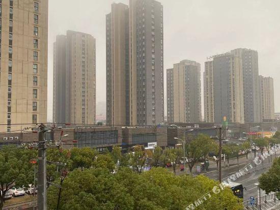 7 Days Inn (Suzhou Shihu East Road Metro Station Fengjin Road) — фото 1