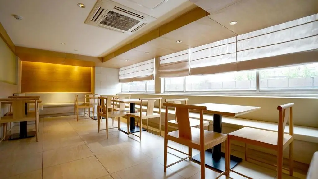 Шанхай: JI Hotel (Shanghai The Bund Reming Road)