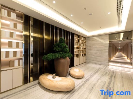Шанхай: Ji Hotel (Shanghai Shangcheng Road Metro Station)