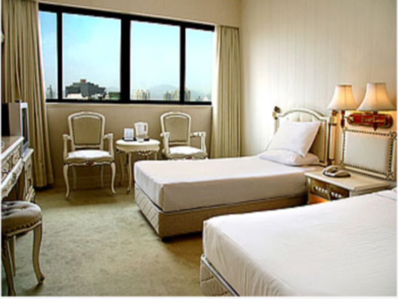 Шэньчжэнь: Holiday Inn Express Shenzhen Dongmen